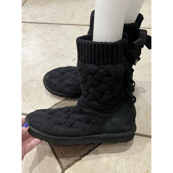 Ugg Black Isla Chunky Cable Knit Lace Up Boots Sz 8 - Picture 2 of 8